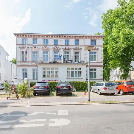 Guest house Haus Troja 3*